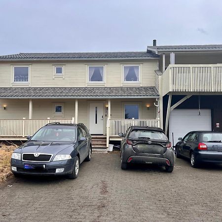 Lofoten Booking Leknes Exterior photo